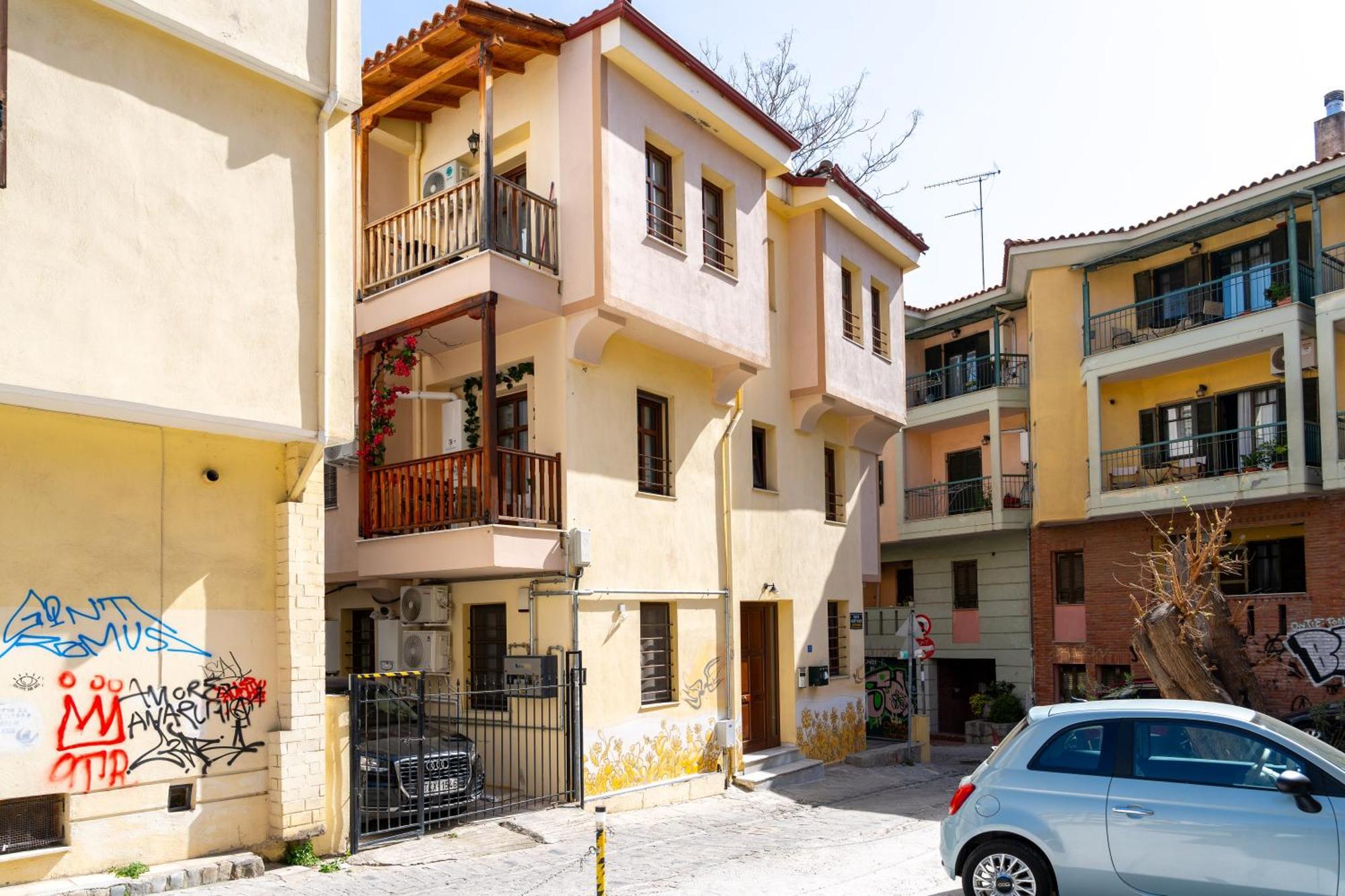Angels Apartment Free Private Parking 塞萨洛尼基 外观 照片
